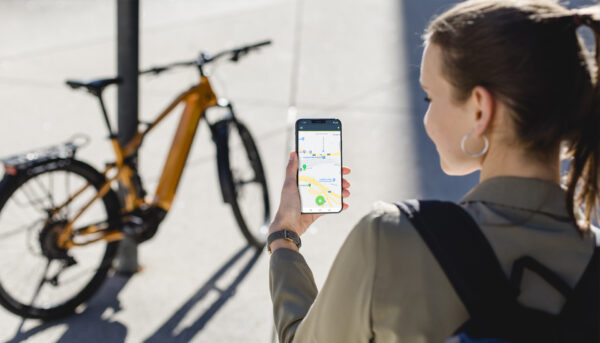 PowUnity BikeTrax GPS jeladó ebikehoz